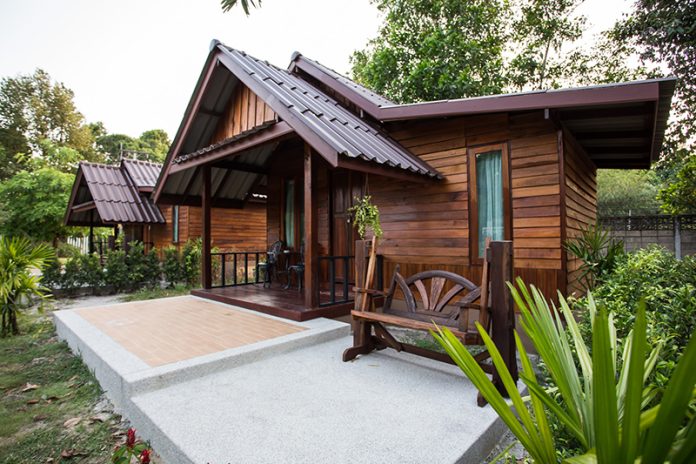 tiny-cottage-design-ideas-01 แบบบ้านรีสอร์ท หลังเล็ก สไตล์คอทเทจ น่าอยู่