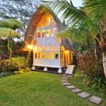 tiny-white-cottage-from-bali-indonesia-01