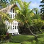 tiny-white-cottage-from-bali-indonesia-02