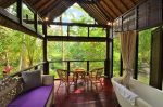 tiny-wooden-cottage-from-bali-indonesia-06