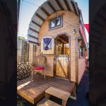 tiny-wooden-house-by-tinyhousehotel-roly-poly-feature