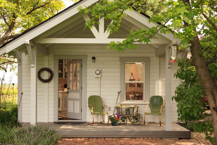 bunk-house-pet-friendly-01 แบบบ้านหลังเล็ก สไตล์คอทเทจ เป็นมิตรกับสัตว์เลี้ยง