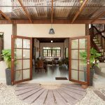 gorgeous-house-combining-modern-and-traditional-thai-lanna-02