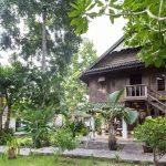 old-wooden-house-in-bali-01