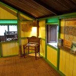 Traditional-Kampung-House-with-Antique-Furniture-from-Malaysia-09