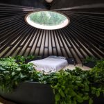 Amazing-Modern-Yurt-7